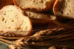 Prețul grâului rusesc și a celui ucrainean scade la sfârșitul anului